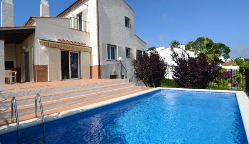 Four-Bedroom Villa