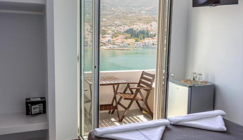 Deluxe Double Room with Balcony and Sea View