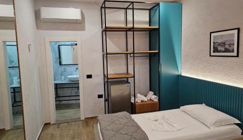 Deluxe Double Room with Balcony and Sea View