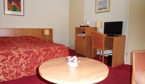 Double or Twin Room with Garden View