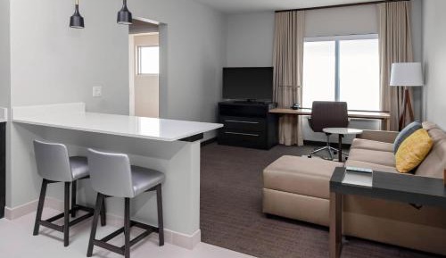 One-Bedroom Queen Suite with Sofa Bed