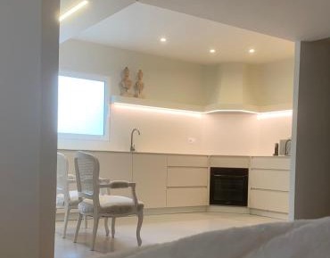 Three-Bedroom Deluxe Apartment