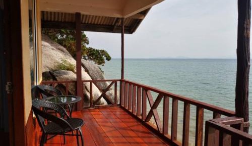 Double Room with Balcony and Air Conditioning - Beachfront