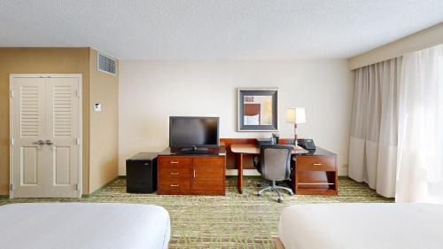 Double Room with Two Double Beds with View