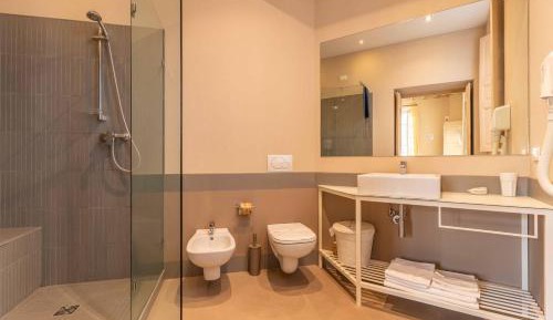 Large Double or Twin Room