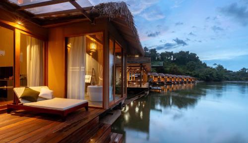 King Room with Spa Bath