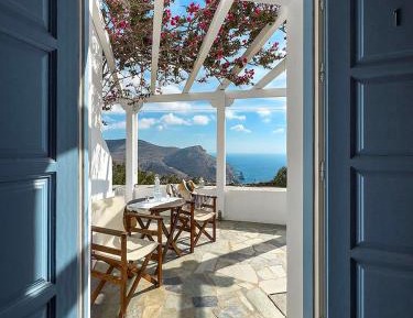 Studio with Sea View