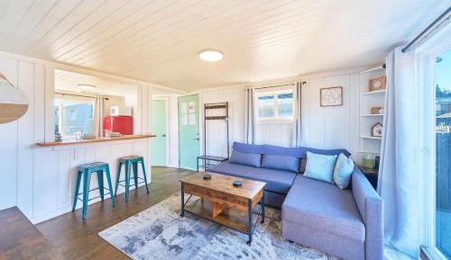 One-Bedroom Holiday Home