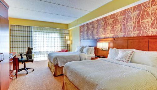 Queen Room with Two Queen Beds