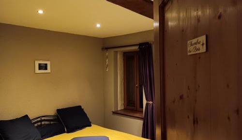 Deluxe Double Room with Shower