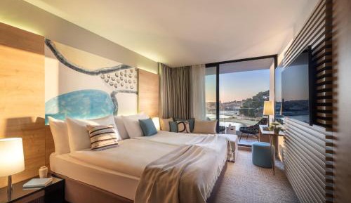 Room for 2+1 Seaview