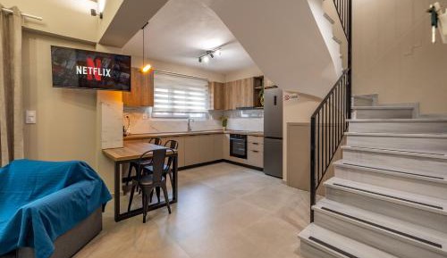 One-Bedroom Apartment with Balcony