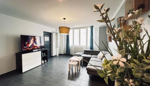 Five-Bedroom Apartment