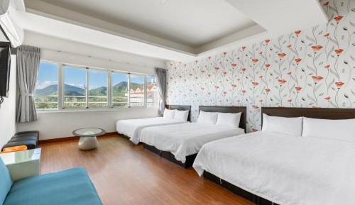 Standard Family Room