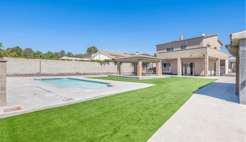 Four-Bedroom Vacation Home