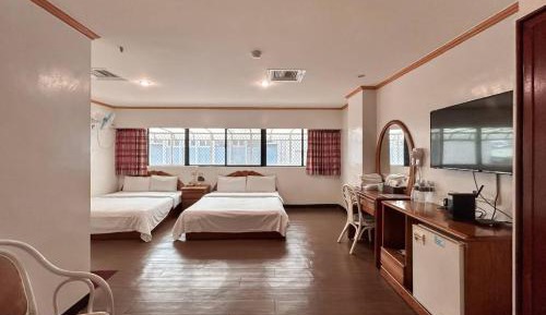 Standard Quadruple Room