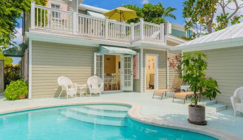 Two-Bedroom Villa with Balcony
