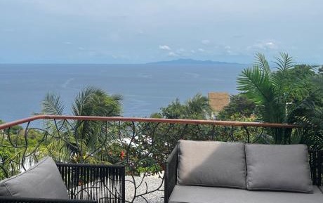 Two-Bedroom Apartment with Balcony and Sea View