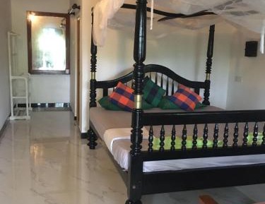 Deluxe Cabana