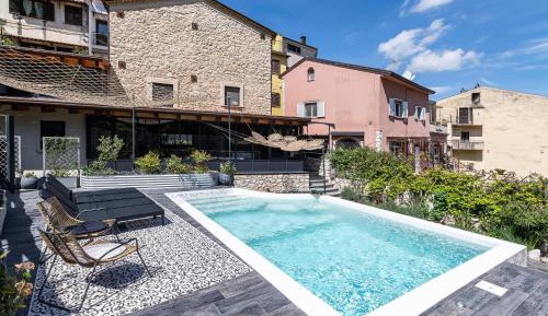 Three-Bedroom Holiday Home 