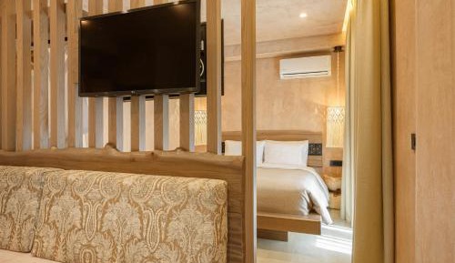 Deluxe Quadruple Room