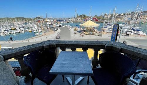 Superior Room with Harbor View