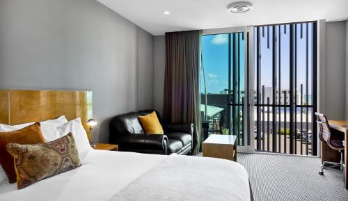 Premium Suite