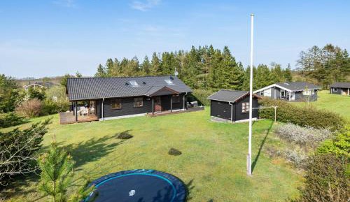 Three-Bedroom Holiday Home 