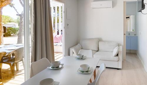 Deluxe Bungalow