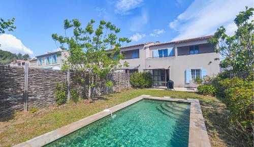 Three-Bedroom Holiday Home 