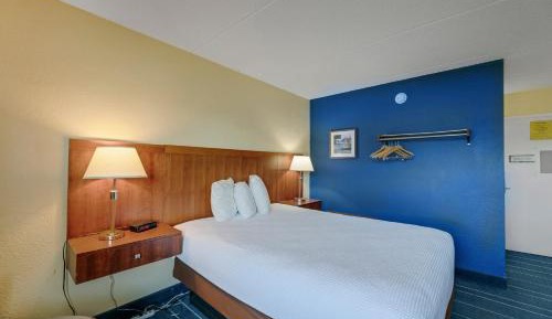 Deluxe Single Room