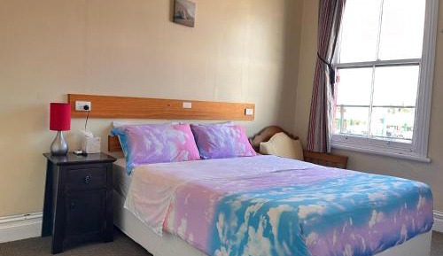 Double Room with Shared Toilet