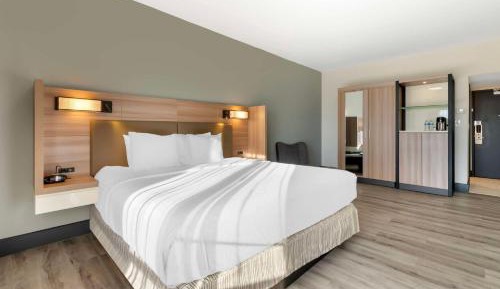 King Room - Non-Smoking