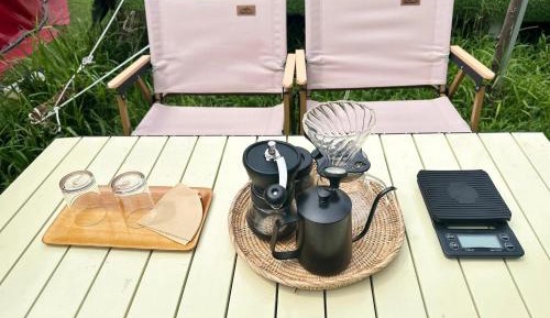 Bungalow with Garden View