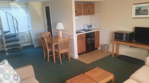 One-Bedroom Suite