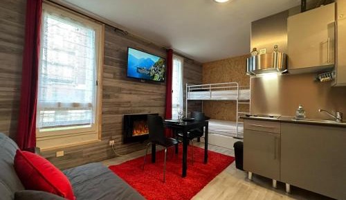 Studio Apartment