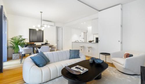 One-Bedroom Apartment with Balcony