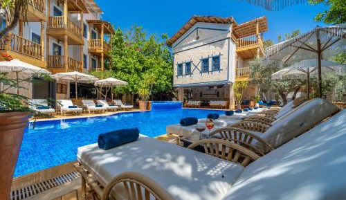  Deluxe Double Room with Balcony Mountain view 