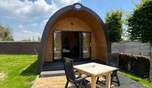 Twin Room with Private Bathroom