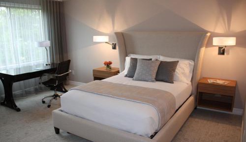 Executive Queen Room
