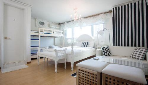 Family Studio with River View (4 Adults)