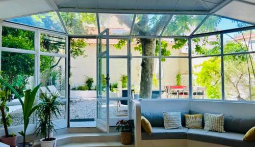 Apartment with Garden View