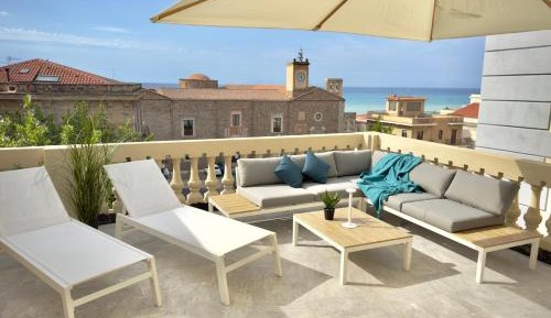 Family Room with Bath