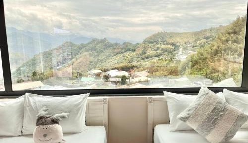 Quadruple Room with Mountain View