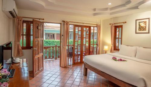 Deluxe Double or Twin Room