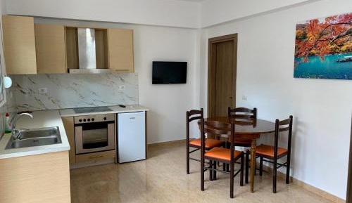 Apartment with Garden View