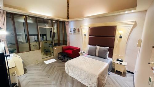 Deluxe Double Room with Bath