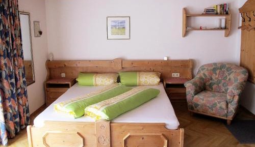 Studio mit Balkon
