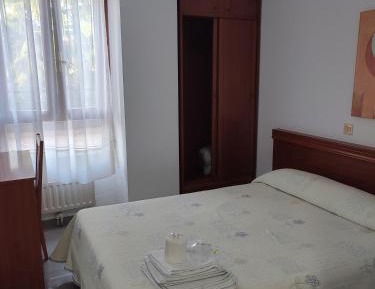 Standard Double Room with Shared Bathroom