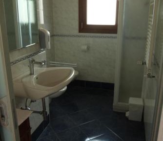 Queen Room with Garden View